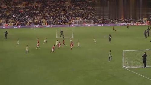 国产足球比赛视频,激情对决！国产足球盛宴精彩瞬间回顾